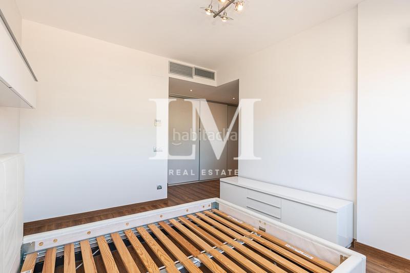 Foto d8435174-cbef-4727-bf00-876cbb19cf4b. Location appartement avec chauffage parking dans Tres Torres Barcelona