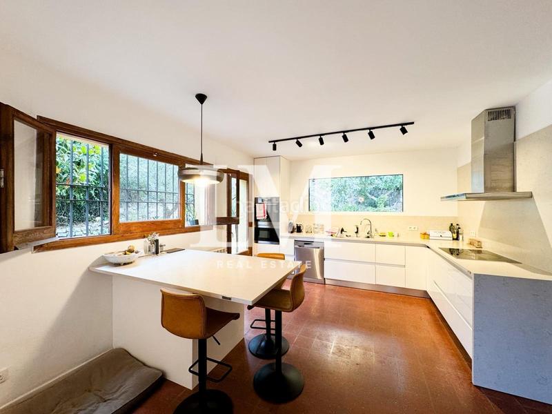 Foto 58595162-709e-4bf2-9f12-f2065de4f3dc. Lloguer casa amb calefacció aparcament piscina a Sant Cugat del Vallès