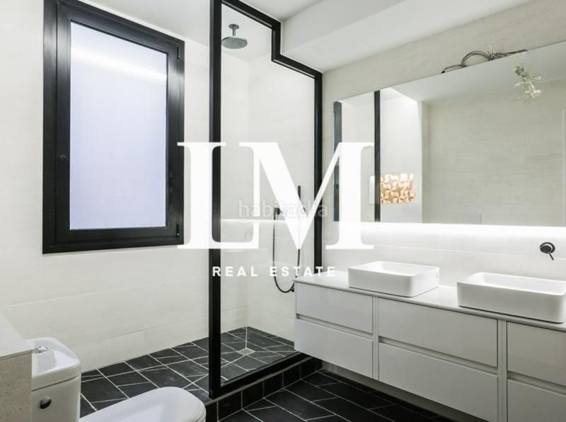 Foto 404c8bbf-8101-42a9-9730-8576bd263ca3. Apartment in Dreta de l´Eixample Barcelona