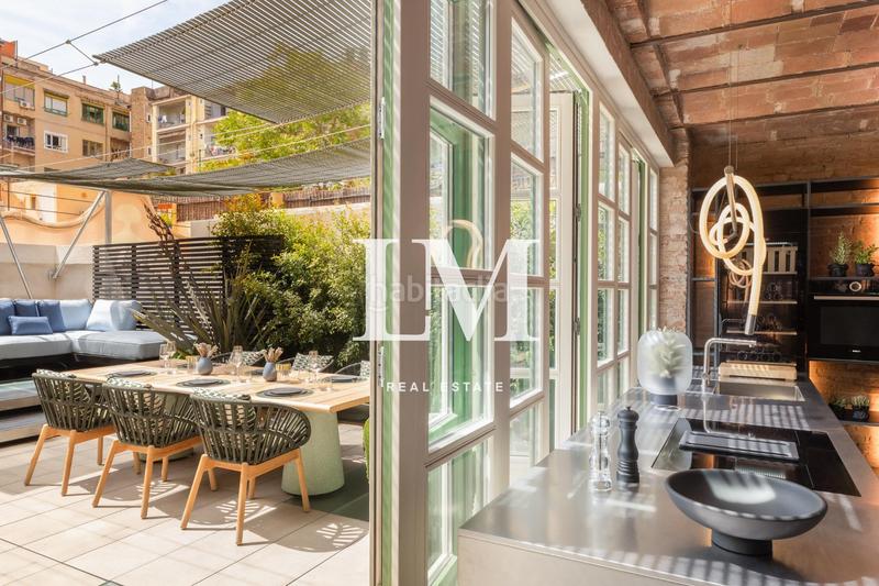 Foto 0bcdf4f2-7999-4753-a4c4-a2636af2f755. Alquiler apartamento exclusivo apartamento en eixample con terraza privada en Barcelona