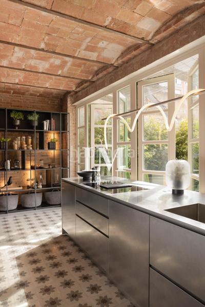 Foto 1fa795ae-583b-4c66-a883-917296f709a7. Alquiler apartamento exclusivo apartamento en eixample con terraza privada en Barcelona