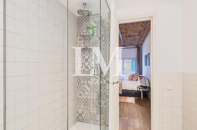 Foto 64f04087-e9bf-4c1a-9728-de772f732328. Alquiler apartamento moderno piso en el barrio gotico en Barcelona