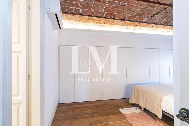 Foto 8a6206fd-fee1-4b89-9ece-13fac8792a9c. Alquiler apartamento moderno piso en el barrio gotico en Barcelona