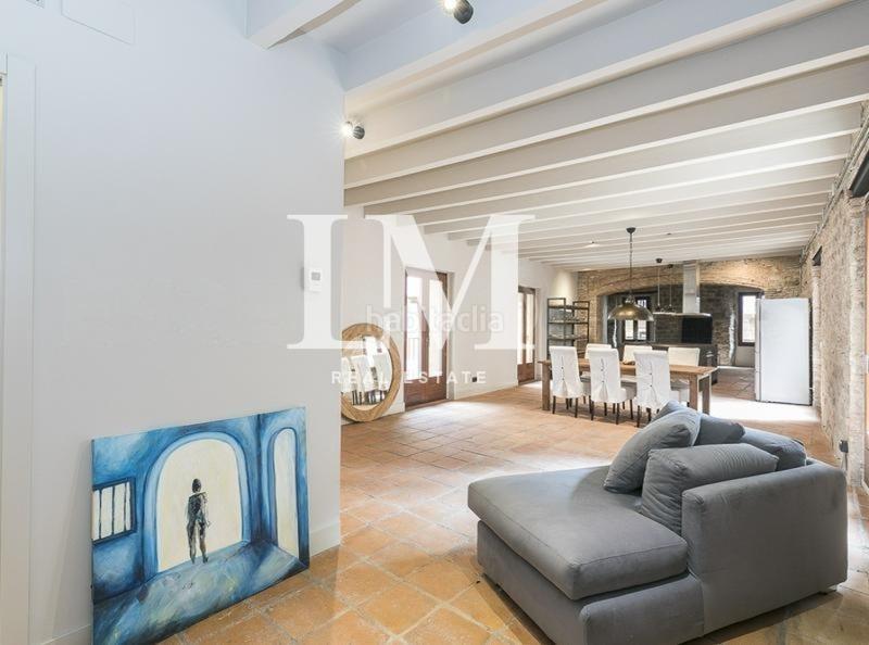 Foto 43d71036-b953-4873-9a10-f974ea0c87ac. Alquiler apartamento en Gòtic Barcelona