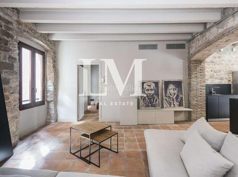 Foto 47873086-73bb-4bf5-bc2a-71e784c1adf7. Alquiler apartamento en Gòtic Barcelona