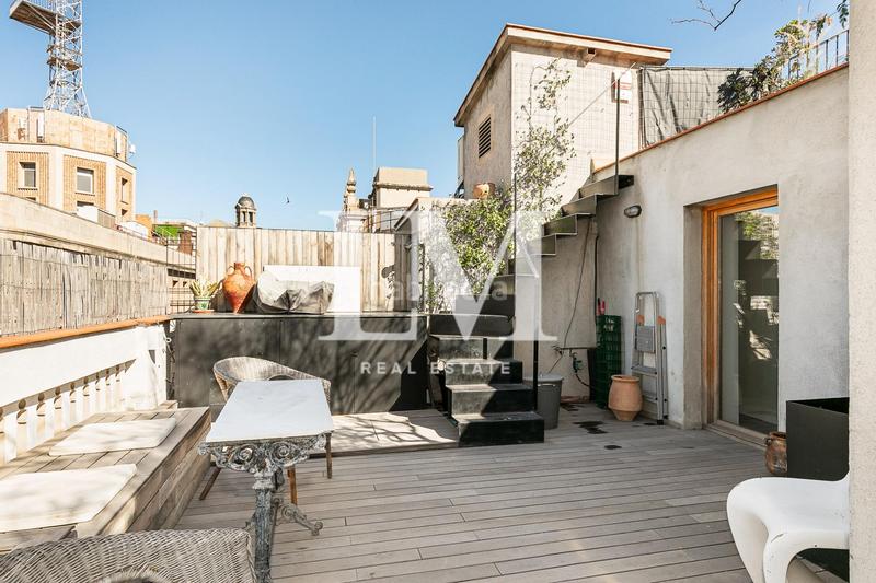 Foto 86b7a9a9-f47e-4348-b935-7129c214dbc1. Location attique avec chauffage dans Gòtic Barcelona