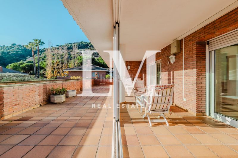 Foto 6c683813-dac2-48f0-9bb7-835015a122dd. Alquiler casa en Nucli Urbà Argentona