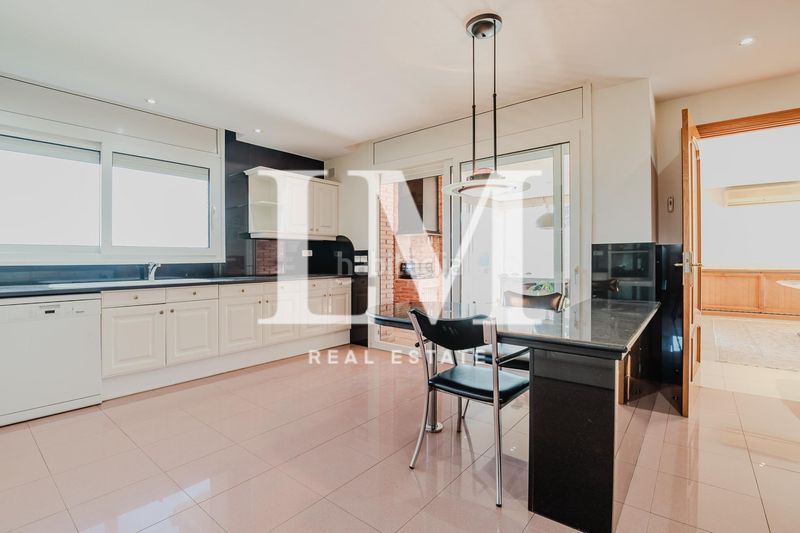 Foto abb38c6a-9757-485e-b586-42b32f6aa6cc. Alquiler casa en Nucli Urbà Argentona