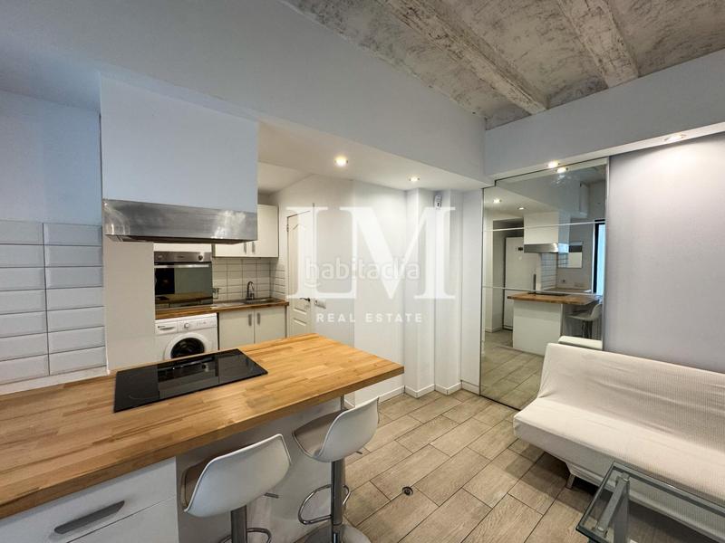 Foto b3ef4a98-a179-4a73-911b-688778bdd9b5. Affitto duplex in Barceloneta Barcelona