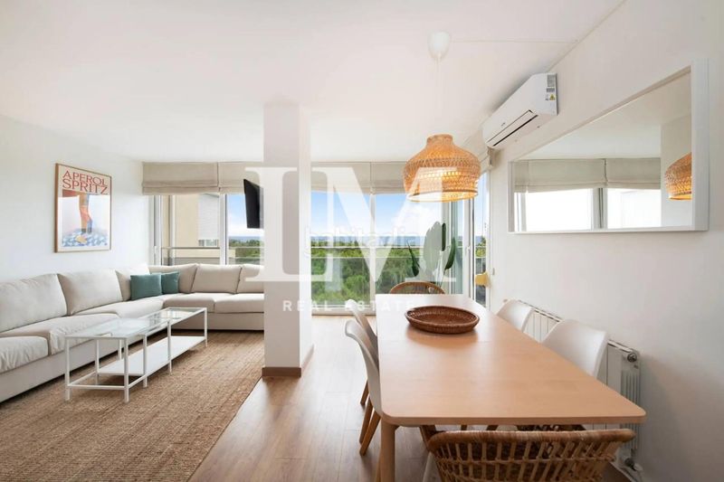 Foto 5be3ef1e-2d92-4b8c-adc2-3b1f7bad15c0. Lloguer apartament amb aparcament piscina a Gava Mar Gavà
