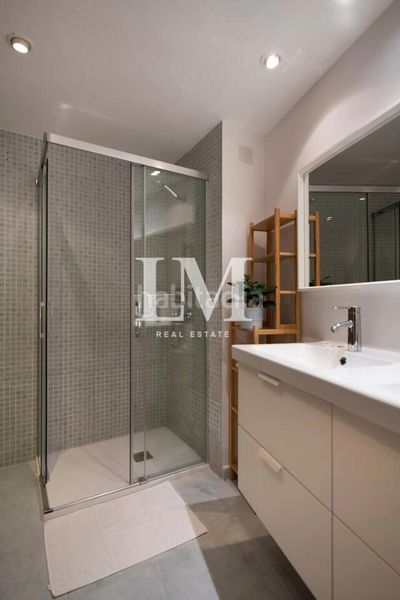 Foto 8187ee66-d3a0-4eca-8b5d-1bc379b39b3d. Lloguer apartament amb aparcament piscina a Gava Mar Gavà