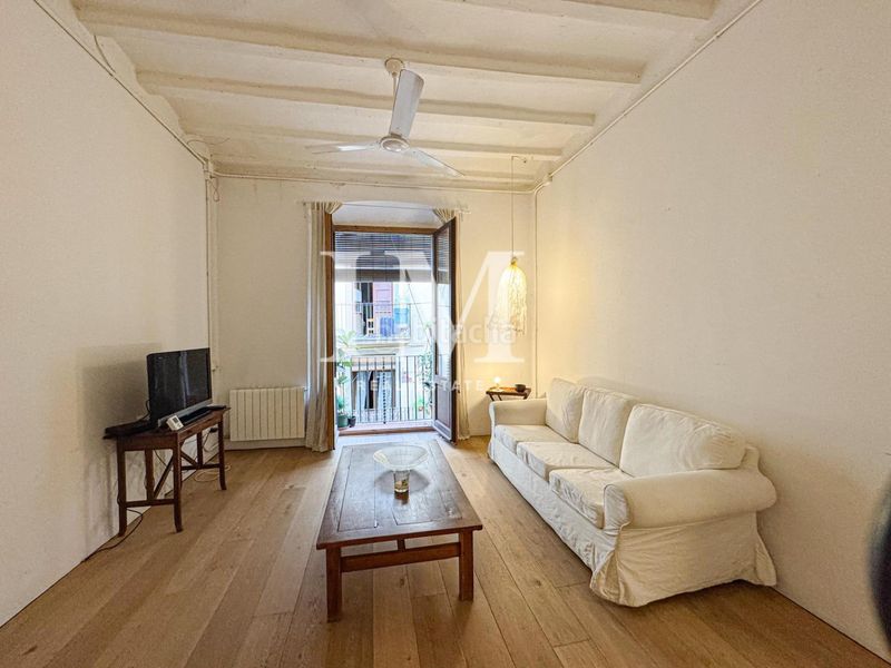 Foto 3219bb75-0dca-4353-b1d4-de677ef08d52. Apartament amb calefacció a Raval Barcelona