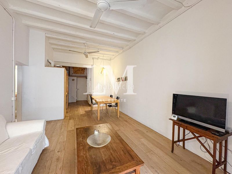 Foto 5fefeab7-c410-4c84-8929-7c5ae27dea1d. Apartament amb calefacció a Raval Barcelona