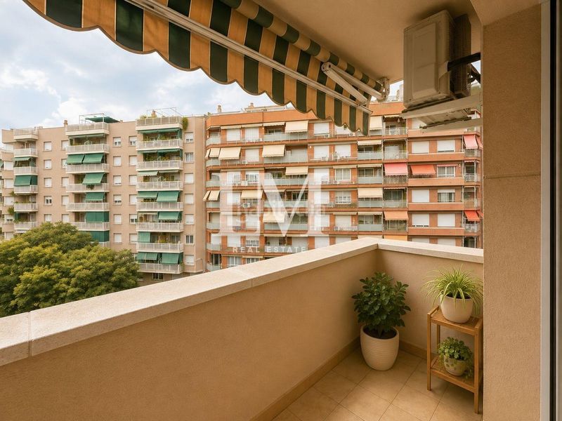 Foto 1dc36dee-09f0-4ffa-877c-3981d3e3085e. Apartament amb calefacció a Sants-Badal Barcelona