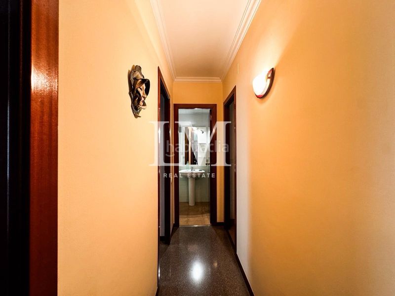 Foto 3dba4b40-f867-4de7-bf06-1b7c768c992b. Apartament amb calefacció a Sants-Badal Barcelona