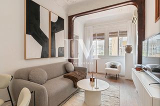 Location Appartement  Carrer arago. Arago 313 22