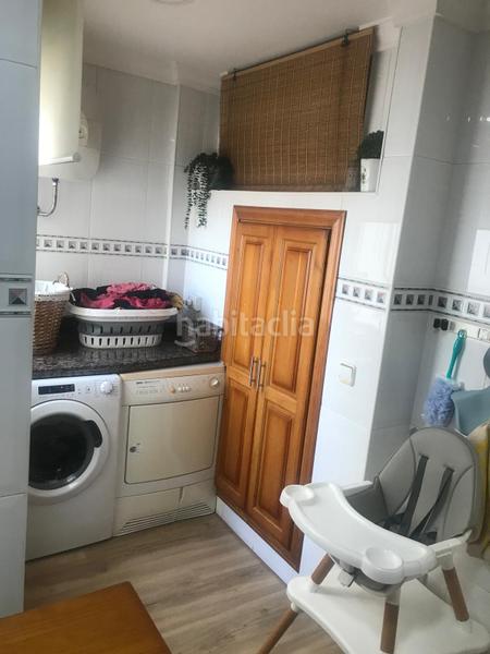 Foto a2925658-e123-41ea-835c-b6560e7e5aa8. Piso  en venta en calle isabel simón en Centro Estepona