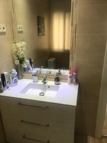 Foto a9213d84-255d-4cfe-955e-613a135dfd64. Piso  en venta en calle isabel simón en Centro Estepona