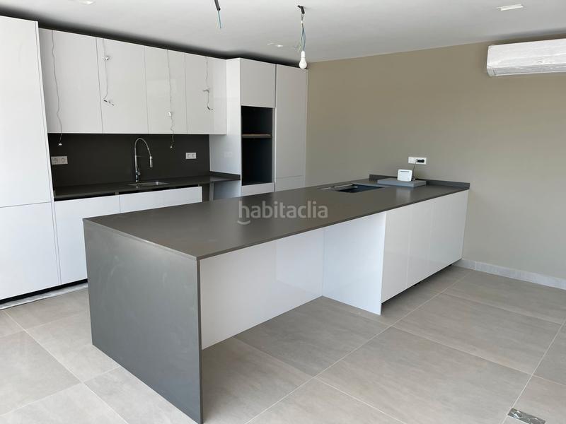 Foto b190feb0-db50-44c3-8d96-58e4016d8645. Appartamento con riscaldamento parcheggio piscina in Estepona