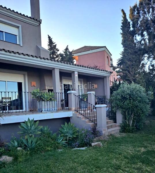 Foto 10eb71ae-aa92-4bb5-ae60-3bb8583da492. Xalet amb calefacció aparcament a La Duquesa Manilva