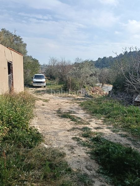 Foto dcdd7018-e2f7-4b16-b014-56a2e494e630. Masia a Vall d´Alba