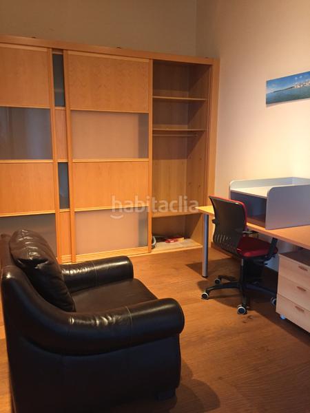 Foto 40de34ed-5148-43b1-8596-7c973452feb8. Location attique avec chauffage parking dans Eixample Tarragona