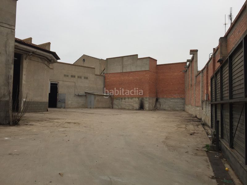 Foto 093594ed-4204-4f74-8f07-7885bfd31941. Lloguer nau industrial a Alfarràs