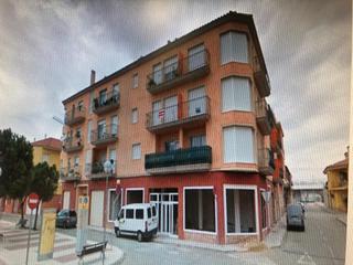 Location Local commercial  Carrer vint-i-quatre. Alquiler local comercial camarles, (tarragona)