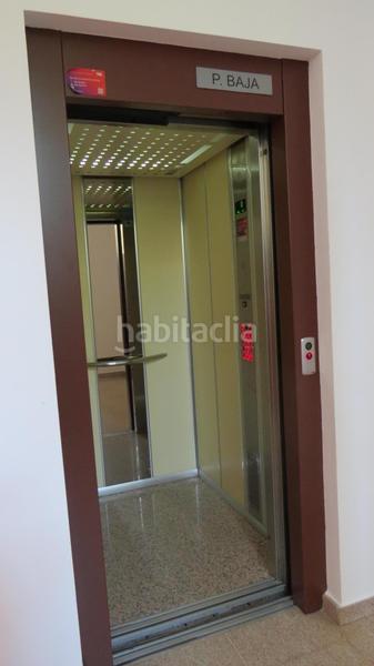 Foto 6e2b0088-5688-491c-979d-213f7de374a1. Appartamento con riscaldamento parcheggio in Sector Plaza de Toros Segovia