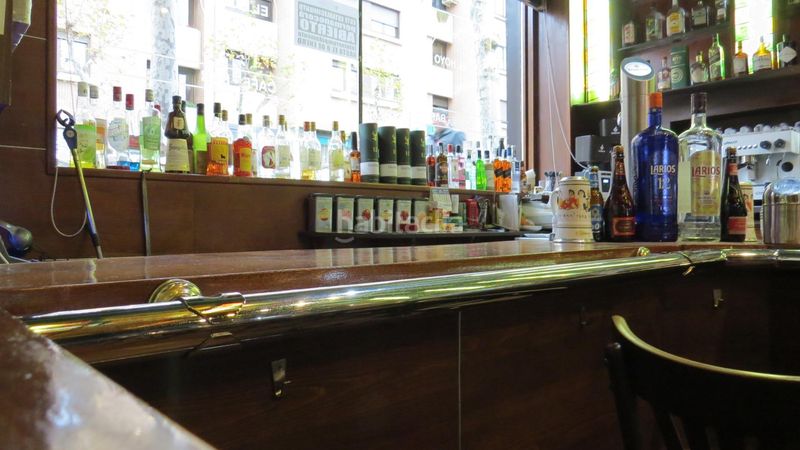 Foto 67022ac9-0b00-4872-95e9-b93f4ff0af91. Local comercial a Centro Segovia