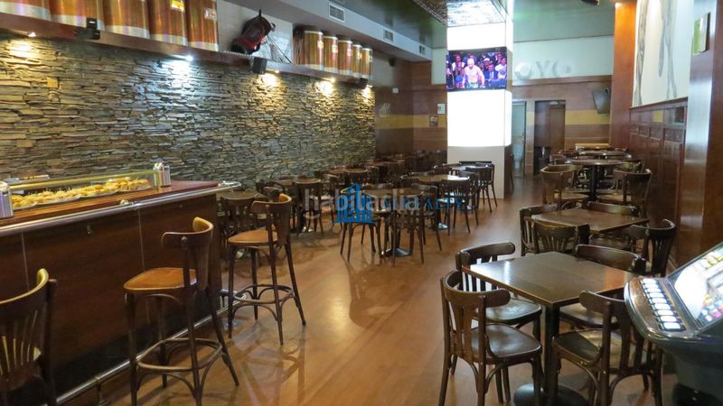 Foto cbe192c0-5923-460c-8f74-ea818b57561f. Local comercial a Centro Segovia