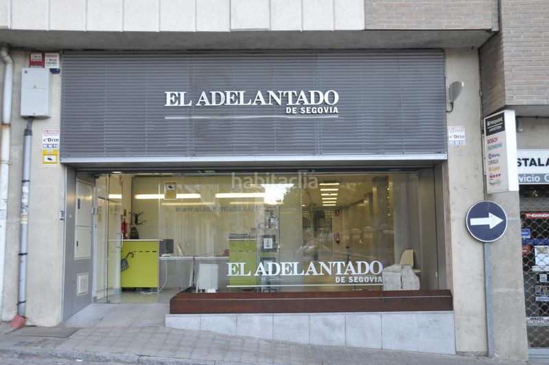 Foto 8a93f7f4-eada-4e06-862b-86256b9eefce. Local comercial a Centro Segovia