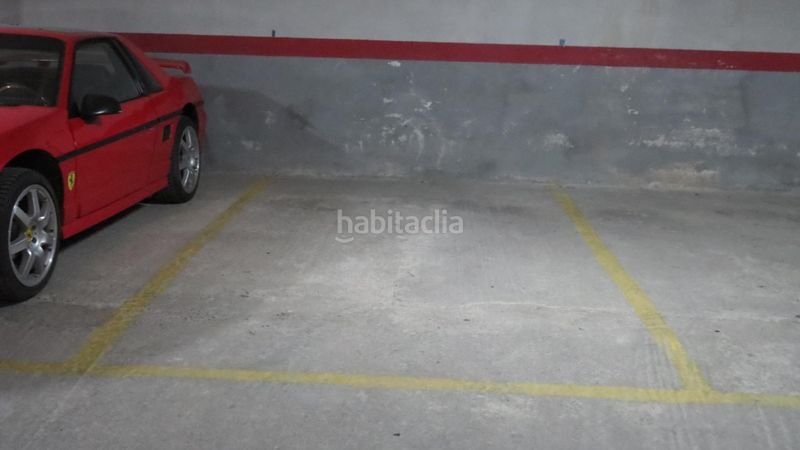 Foto 06272a09-9aae-44a4-a9c8-33e77dfe6113. Aparcament cotxe a Centro Segovia