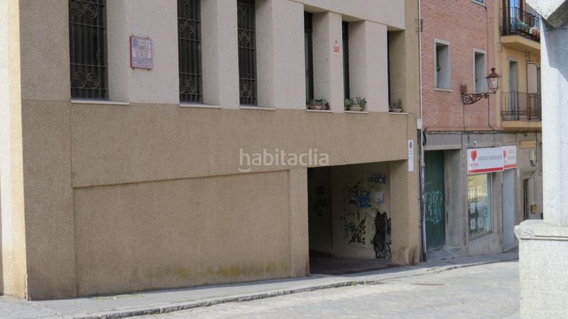 Foto 9fad946f-48db-4031-8c16-7d1dd3e6cba0. Aparcament cotxe a Centro Segovia