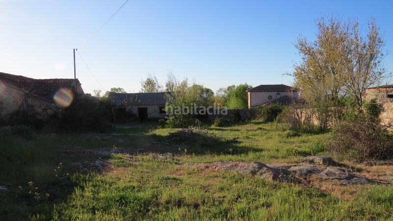 Foto 1e4fe209-0320-4603-bd63-3a825a204c8b. Terreny residencial a Losa (La)