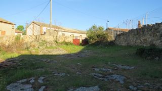 Terreno residenziale in Losa (La). Parcela urbanizable en la losa