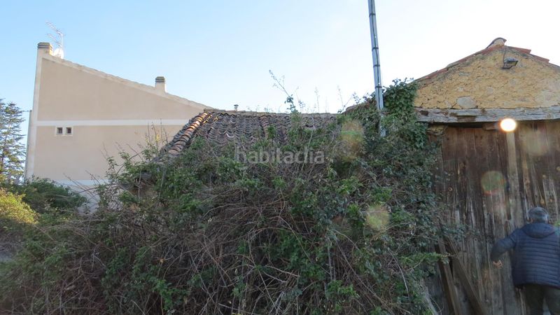 Foto bb221d45-a0e3-4a02-a6da-a891b6448c2a. Terreny residencial a Losa (La)