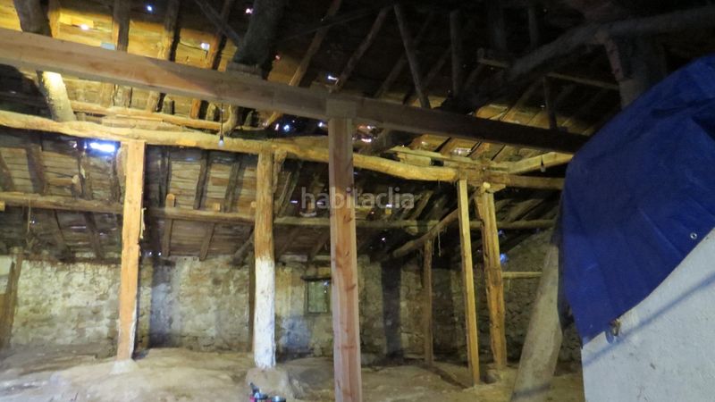 Foto bbfb8880-0cc6-4ade-8e02-a43761d983ea. Terreny residencial a Losa (La)