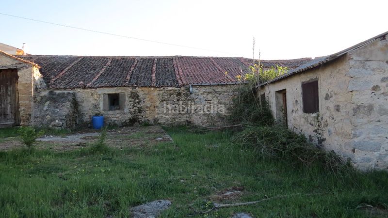 Foto d056404d-f194-4e00-8616-df3b61584860. Terreny residencial a Losa (La)