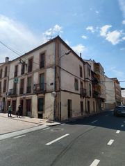 Gebäude in Cantalejo. Alrealty vende edificio con gran potencial de inversión en el ce