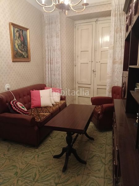 Foto 66e4865a-527f-492a-9f0c-d50fa63abdf1. Edificio alrealty vende edificio con gran potencial de inversión en el centro en Cantalejo