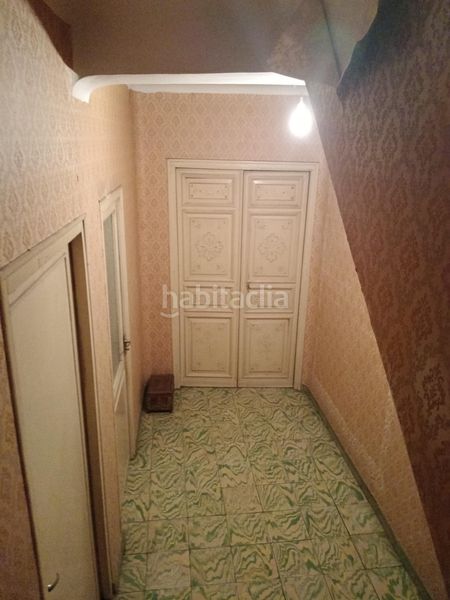 Foto d78320b5-ba35-4c5d-be70-1dc55ea0d25d. Edificio alrealty vende edificio con gran potencial de inversión en el centro en Cantalejo