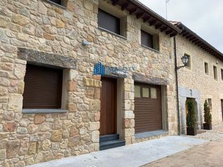 Rent House in San Lorenzo - San Marcos. 5 habitaciones individuales en  san lorenzo para estudiantes de