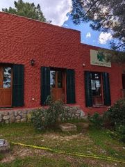 Business premise in Marugán. Venta de clinica veterinaria traspaso