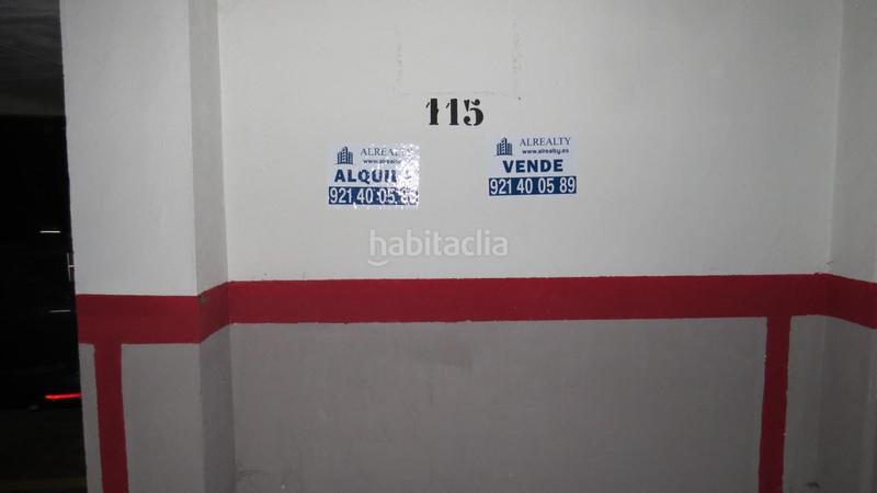 Foto cb90cce7-ab42-4549-b543-d2564f848967. Aparcament cotxe a Centro Segovia