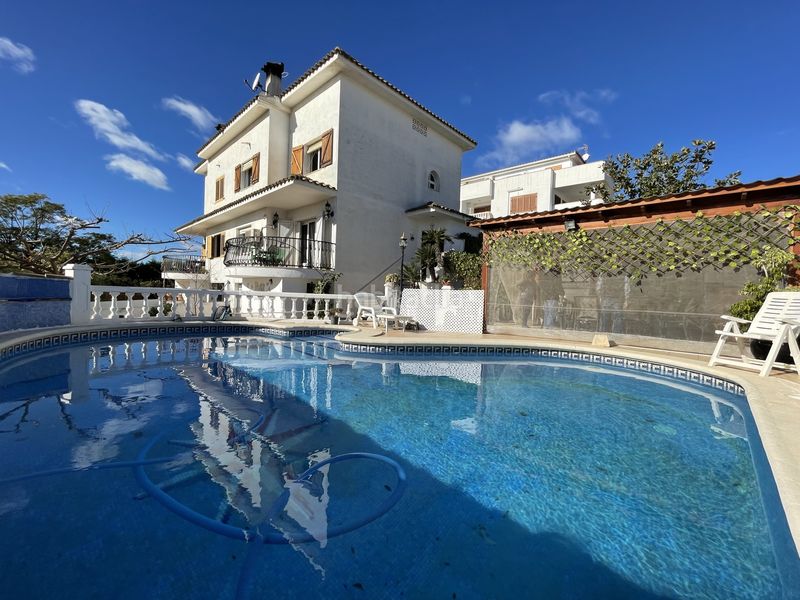 Foto 32d80238-b7f4-4906-bd0d-b17b90107afd. Chalet avec chauffage parking piscine dans Alcossebre