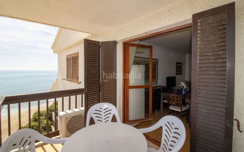 Foto ff0a5881-6375-49a0-9069-96e2b13fd559. Apartament amb aparcament a Alcossebre
