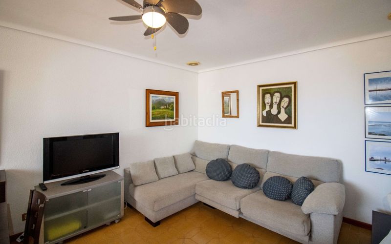 Foto ffb42389-583c-415a-9175-4432560cf5d6. Apartament amb aparcament a Alcossebre