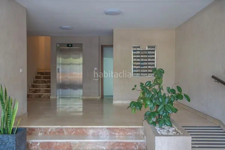 Foto d32f11b9-8695-4a8c-b96d-f0f85d716a58. Flat with pool in Centro Urbano Benidorm