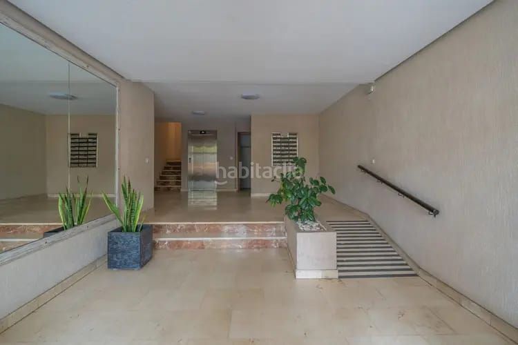 Foto db8324fc-430c-48ef-a989-079e4352aa80. Flat with pool in Centro Urbano Benidorm